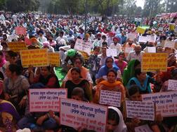 ਸਰਕਾਰ ਦਾ ਯੂ-ਟਰਨ, ਠੇਕਾ ਅਧਿਆਪਕਾਂ ਦੀ ਨਹੀਂ ਘਟੇਗੀ ਤਨਖਾਹ