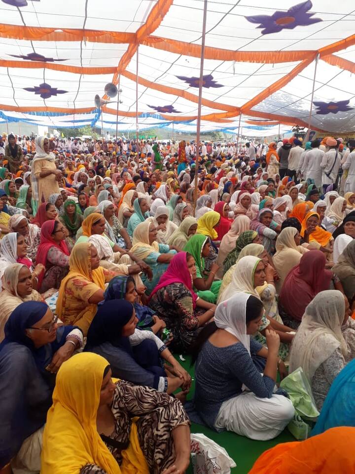 ਇੱਥੇ ਪਹੁੰਚੇ ਕਾਂਗਰਸੀ ਮੰਤਰੀਆਂ ਨੇ ਕਿਹਾ ਕਿ ਪੰਜਾਬ ਸਰਕਾਰ ਵੱਲੋਂ ਬਹਿਬਲ ਗੋਲੀ ਕਾਂਡ ਦੇ ਦੋਸ਼ੀਆਂ ਨੂੰ ਕਾਨੂੰਨ ਅਨੁਸਾਰ ਸਖ਼ਤ ਤੋਂ ਸਖ਼ਤ ਸਜ਼ਾ ਦਿਵਾਈ ਜਾਵੇਗੀ। ਇਸ ਘਟਨਾ ਦੇ ਸਾਰੇ ਦੋਸ਼ੀਆਂ ਨੂੰ ਜਲਦ ਸਲਾਖ਼ਾਂ ਪਿੱਛੇ ਡੱਕਿਆ ਜਾਵੇਗਾ। 