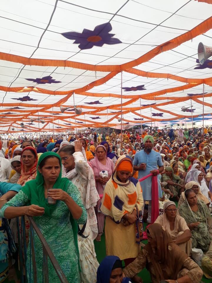 ਕੈਬਨਿਟ ਮੰਤਰੀ ਤ੍ਰਿਪਤ ਰਜਿੰਦਰ ਸਿੰਘ ਬਾਜਵਾ ਦੇ ਆਧਾਰਤ ਚਾਰ ਮੈਂਬਰੀ ਵਫ਼ਦ ਪਿੰਡ ਬਹਿਬਲ ਖ਼ੁਰਦ ਤੇ ਸਰਾਂਵਾਂ ਦੇ ਦੋ ਨੌਜਵਾਨਾਂ ਦੀ ਬਰਸੀ ਮੌਕੇ ਪਿੰਡ ਬਹਿਬਲ ਖ਼ੁਰਦ ਤੇ ਸਰਾਂਵਾਂ ਪਹੁੰਚਿਆ। ਇਨ੍ਹਾਂ ਨੌਜਵਾਨਾਂ ਦੀ 14 ਅਕਤੂਬਰ, 2015 ਨੂੰ ਬਹਿਬਲ ਗੋਲੀ ਕਾਂਡ ਵਿੱਚ ਮੌਤ ਹੋਈ ਸੀ।