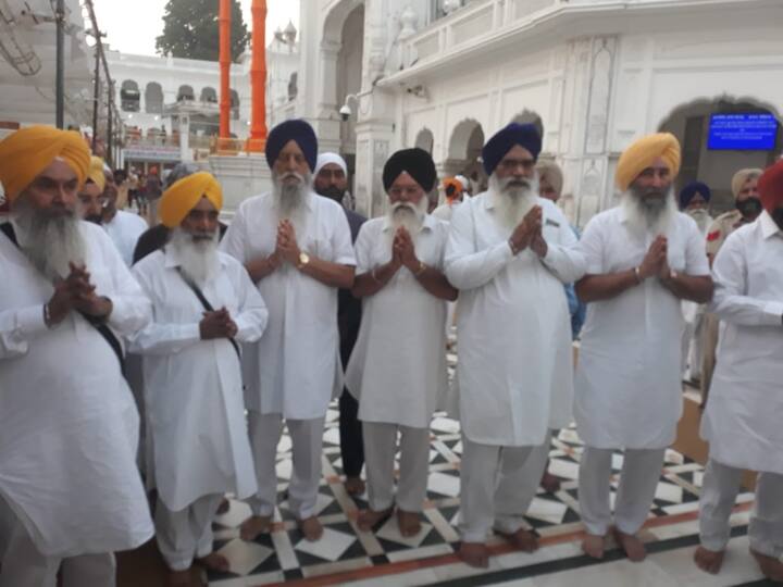 ਇਨ੍ਹਾਂ ਲੀਡਰਾਂ ਨੇ ਪਿਛਲੇ ਦਿਨੀਂ ਅਕਾਲੀ ਦਲ ਦੇ ਪ੍ਰਧਾਨ ਸੁਖਬੀਰ ਬਾਦਲ ਦੀ ਕਾਰਜਸ਼ੈਲੀ 'ਤੇ ਸਵਾਲ ਉਠਾਏ ਸੀ। ਇਹ ਲੀਡਰ ਅਕਾਲੀ ਦਲ ਦੀ ਪਟਿਆਲਾ ਰੈਲੀ ਵਿੱਚ ਵੀ ਸ਼ਾਮਲ ਨਹੀਂ ਹੋਏ ਸੀ।