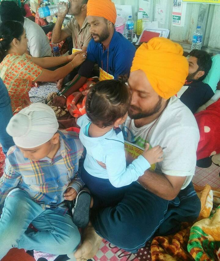 ਮੋਰਚੇ ਦੇ ਆਗੂਆਂ ਨੇ ਸਰਕਾਰ ਦੇ ਉਨ੍ਹਾਂ ਦਾਅਵਿਆਂ ਨੂੰ ਰੱਦ ਕੀਤਾ ਹੈ ਜਿਨ੍ਹਾਂ ਵਿੱਚ ਕਿਹਾ ਜਾ ਰਿਹਾ ਕਿ ਐਸਐਸਏ ਤੇ ਰਮਸਾ ਅਧਿਆਪਕ ਕੇਂਦਰੀ ਸੁਸਾਇਟੀਆਂ ਦੇ ਅਧੀਨ ਹਨ।