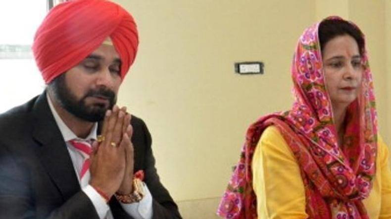 ਆਖ਼ਰ ਕਿਓਂ ਨਾ ਹੋਵੇ ਜੰਗ, ਜਾਣੋ ਨਵਜੋਤ ਸਿੱਧੂ ਦੀ ਜ਼ੁਬਾਨੀਂ..! navjot sidhu appeal not to go for war ਆਖ਼ਰ ਕਿਓਂ ਨਾ ਹੋਵੇ ਜੰਗ, ਜਾਣੋ ਨਵਜੋਤ ਸਿੱਧੂ ਦੀ ਜ਼ੁਬਾਨੀਂ..!