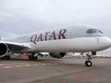 ਜਹਾਜ਼ ਦੇ \'ਢਿੱਡ\' \'ਚ ਵੱਜਾ ਪਾਣੀ ਵਾਲਾ ਟੈਂਕਰ, ਵਾਲ-ਵਾਲ ਬਚੇ 100 ਮੁਸਾਫ਼ਰ