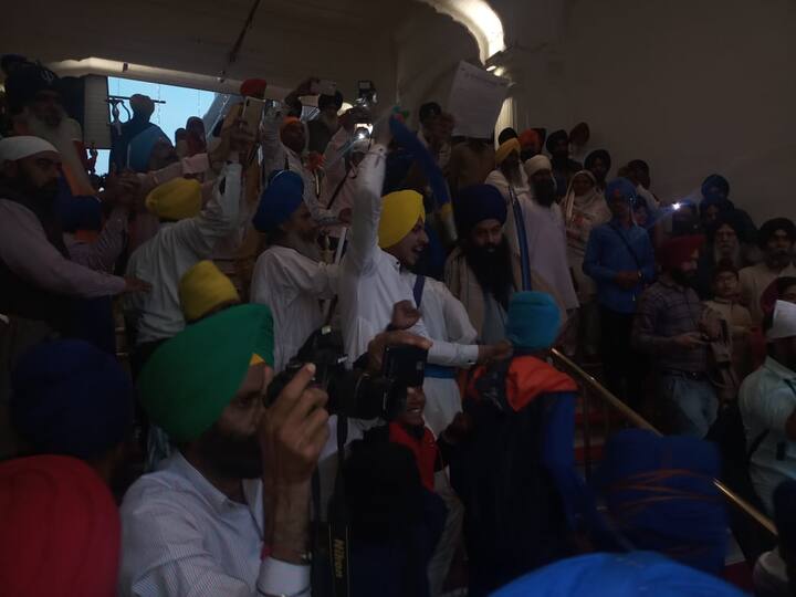 ਉਨ੍ਹਾਂ ਐਲਾਨ ਕੀਤਾ ਸੀ ਕਿ ਇਸ ਲਈ ਉਹ ਗਿਆਨੀ ਹਰਪ੍ਰੀਤ ਸਿੰਘ ਨੇ ਕੌਮ ਦੇ ਨਾਂ ਜਾਰੀ ਸੰਦੇਸ਼ ਨੂੰ ਮਾਨਤਾ ਨਹੀਂ ਦੇਣਗੇ ਅਤੇ ਇਸ ਦਾ ਵਿਰੋਧ ਵੀ ਕਰਨਗੇ।