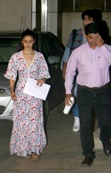 ਦੀਵਾਲੀ ਦੇ ਜਸ਼ਨਾਂ ਤੋਂ ਬਾਅਦ ‘ਬ੍ਰਹਮਾਸਤਰ’ ਨੇ ਕਰਵਾਇਆ ਆਲਿਆ-ਰਣਬੀਰ ਦਾ ਮੇਲ, ਵੇਖੋ ਤਸਵੀਰਾਂ