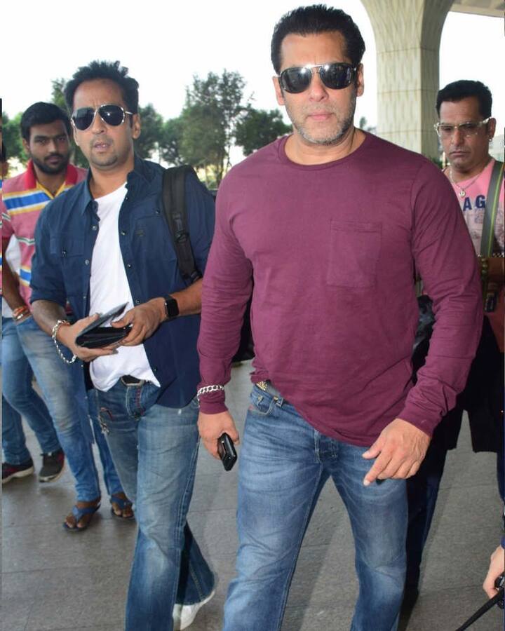 ਬਾਲੀਵੁੱਡ ਸਟਾਰ ਸਲਮਾਨ ਖ਼ਾਨ ਅੱਜ ਆਪਣੀ ਆਉਣ ਵਾਲੀ ਫ਼ਿਲਮ ‘ਭਾਰਤ’ ਦੀ ਚੌਥੇ ਸ਼ਡਿਊਲ ਦੀ ਸ਼ੂਟਿੰਗ ਲਈ ਪੰਜਾਬ ਰਵਾਨਾ ਹੋਏ ਹਨ।