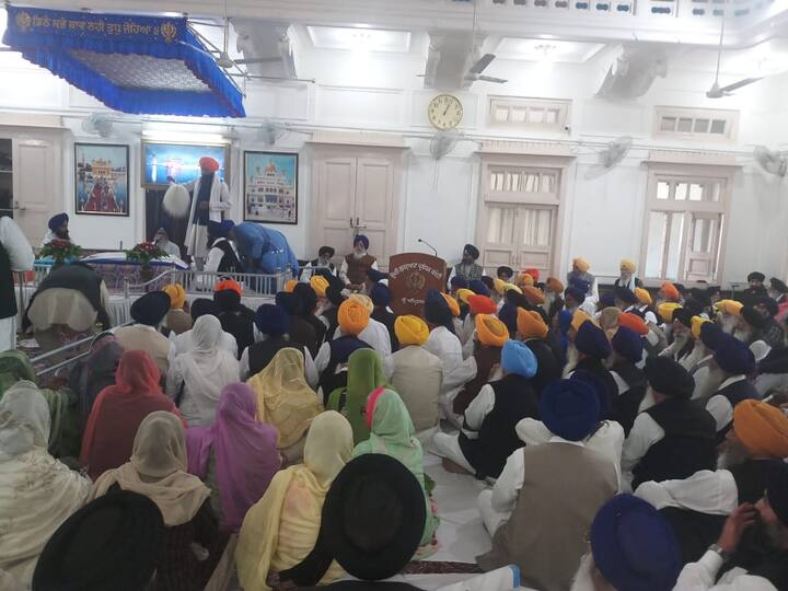 ਸ਼੍ਰੋਮਣੀ ਗੁਰਦੁਆਰਾ ਪ੍ਰਬੰਧਕ ਕਮੇਟੀ ਦੇ ਜਨਰਲ ਹਾਊਸ ਵਿੱਚ ਅੱਜ ਉਸ ਵੇਲੇ ਹੰਗਾਮਾ ਹੋ ਗਿਆ ਜਦੋਂ ਸ਼੍ਰੋਮਣੀ ਕਮੇਟੀ ਮੈਂਬਰ ਤੇ ਲੁਧਿਆਣਾ ਤੋਂ ਵਿਧਾਇਕ ਬਲਵਿੰਦਰ ਸਿੰਘ ਬੈਂਸ ਨੇ ਨਾਅਰੇਬਾਜ਼ੀ ਸ਼ੁਰੂ ਕਰ ਦਿੱਤੀ।