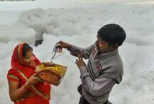 ਛੱਠ ਪੂਜਾ ਮੌਕੇ ਖੁੱਲ੍ਹੀ \'ਸਵੱਛ ਭਾਰਤ\' ਦੀ ਪੋਲ, ਜ਼ਹਿਰ ਬਣੇ ਦਰਿਆ