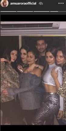 ਖੁੱਲ੍ਹਮ-ਖੁੱਲ੍ਹਾ ਪਿਆਰ ਕਰਦੇ ਨਜ਼ਰ ਆ ਰਹੇ ਮਲਾਇਕਾ ਤੇ ਅਰਜੁਨ, ਵੇਖੋ ਤਸਵੀਰਾਂ