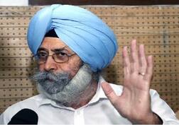 ਕਾਂਗਰਸ ਲਈ ਨਵੀਂ ਮੁਸੀਬਤ, ਮੁੱਖ ਮੰਤਰੀ 'ਤੇ ਸ਼ਿਕੰਜਾ