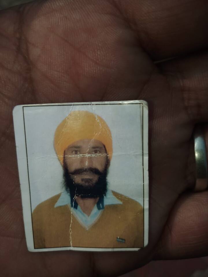 ਪਿੰਡ ਬੱਗੇ ਕਲਾਂ ਦਾ ਰਹਿਣ ਵਾਲਾ ਦੂਜਾ ਮ੍ਰਿਤਕ ਕੁਲਦੀਪ ਸਿੰਘ ਰਾਜ ਮਿਸਤਰੀ ਦਾ ਕੰਮ ਕਰਦਾ ਸੀ। ਉਹ ਆਪਣੇ ਪਿੱਛੇ ਧਰਮ ਪਤਨੀ ਇੱਕ ਬੇਟਾ ਤੇ ਤਿੰਨ ਬੇਟੀਆਂ ਛੱਡ ਗਿਆ ਹੈ। ਕੁਲਦੀਪ ਸਿੰਘ ਦੀ ਪਤਨੀ ਨੇ ਦੱਸਿਆ ਕਿ ਉਨ੍ਹਾਂ ਦਾ ਪਰਿਵਾਰ ਹਰ ਐਤਵਾਰ ਸਤਿਸੰਗ ਵਿੱਚ ਜਾਂਦਾ ਸੀ।