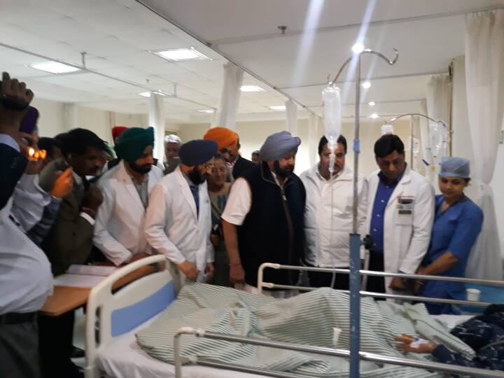 ਨਿਰੰਕਾਰੀ ਭਵਨ ਦੇ ਦੌਰੇ ਪਿੱਛੋਂ ਮੁੱਖ ਮੰਤਰੀ ਨੇ ਗੁਰੂ ਨਾਨਕ ਦੇਵ ਹਸਪਤਾਲ ਜਾ ਕੇ ਜ਼ਖ਼ਮੀਆਂ ਦਾ ਹਾਲ-ਚਾਲ ਜਾਣਿਆ।