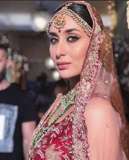 ਬਾਲੀਵੁੱਡ ਵਿੱਚ ਵੀ ਵਿਆਹਾਂ ਦਾ ਸੀਜ਼ਨ ਸ਼ੁਰੂ ਹੋ ਚੁੱਕਿਆ ਹੈ। ਕੁਝ ਸਮਾਂ ਪਹਿਲਾਂ ਹੀ ਦੀਪਿਕਾ ਤੇ ਰਣਵੀਰ ਸਿੰਘ ਨੇ ਵਿਆਹ ਕੀਤਾ ਪਰ ਇਨ੍ਹਾਂ ਸਭ ‘ਚ ਪਟੌਦੀ ਖਾਨਦਾਨ ਦੀ ਨੂੰਹ ਇੱਕ ਵਾਰ ਫੇਰ ਦੁਲਹਨ ਬਣੀ ਨਜ਼ਰ ਆ ਰਹੀ ਹੈ।