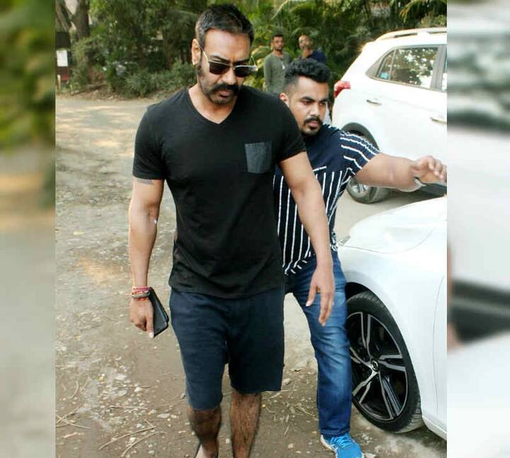 ਬੀਤੀ ਸ਼ਾਮ ਅਜੇ ਨੂੰ ਫਿਜ਼ੀਓਥਰੈਪਿਸਟ ਕੋਲ ਜਾਂਦੇ ਸਪੌਟ ਕੀਤਾ ਗਿਆ ਜਿੱਥੇ ਉਹ ਕੂਲ ਅੰਦਾਜ਼ ਯਾਨੀ ਨਿੱਕਰ ਤੇ ਟੀ-ਸ਼ਰਟ ‘ਚ ਨਜ਼ਰ ਆਏ।