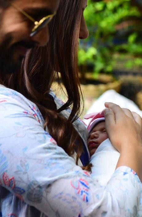 ਬੀਤੇ ਦਿਨੀਂ ਨੇਹਾ ਜਦੋਂ ਹਸਪਤਾਲ ਤੋਂ ਬਾਹਰ ਨਿੱਕਲੀ ਤਾਂ ਮੀਡੀਆ ਨੇ ਉਸ ਨੂੰ ਚਾਰੇ ਪਾਸੇ ਤੋਂ ਘੇਰ ਲਿਆ।