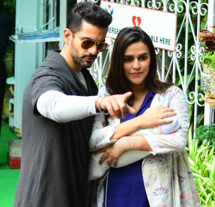  ਬਾਲੀਵੁੱਡ ਐਕਟਰਸ ਨੇਹਾ ਧੂਪੀਆ ਇਸੇ ਸਾਲ ਹੀ ਅਦਾਕਾਰ ਅੰਗਦ ਬੇਦੀ ਦੇ ਨਾਲ ਵਿਆਹ ਦੇ ਬੰਧਨ ‘ਚ ਬੱਝੀ ਸੀ। ਹੁਣ ਕੁਝ ਦਿਨ ਪਹਿਲਾਂ ਹੀ ਨੇਹਾ ਨੇ ਇੱਕ ਬੇਟੀ ਨੂੰ ਜਨਮ ਦਿੱਤਾ ਹੈ।