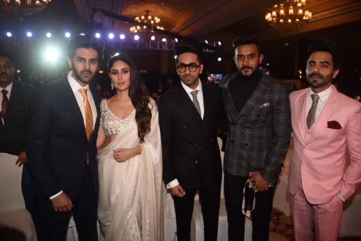 ਸਮਾਗਮ ਵਿੱਚ ਪੁੱਜੇ ਸਾਰੇ ਸਿਤਾਰਿਆਂ ਨੇ ਇਕੱਠਿਆਂ ਪੋਜ਼ ਦਿੱਤੇ।