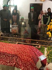 ਕਰਤਾਰਪੁਰ ਤੋਂ ਝੋਲੀਆਂ ਭਰ ਕੇ ਕੀ ਲਿਆਏ ਸਿੱਧੂ, ਦੇਖੋ ਤਸਵੀਰਾਂ