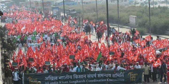 farmers protesting at Delhi, Sloganeering