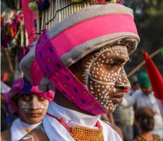 ਇਸ ਤੋਂ ਪਹਿਲਾਂ ਪ੍ਰਧਾਨ ਮੰਤਰੀ ਐਚ ਡੀ ਦੇਵੇਗੌੜਾ ਨੇ ਕਿਹਾ ਕਿ ਕੋਈ ਵੀ ਸਰਕਾਰ ਕਿਸਾਨਾਂ ਦੇ ਸਮਰਥਨ ਬਿਨਾਂ ਟਿਕ ਨਹੀਂ ਸਕੇਗੀ। ਉਨ੍ਹਾਂ ਕਿਹਾ ਕਿ ਉਹ ਕਿਸਾਨਾਂ ਦੇ ਦੁੱਖ ਤੇ ਮੁਸੀਬਤਾਂ ਸਮਝਦੇ ਹਨ ਕਿਉਂਕਿ ਉਹ ਖ਼ੁਦ ਕਿਸਾਨ ਦੇ ਪੁੱਤਰ ਹਨ।