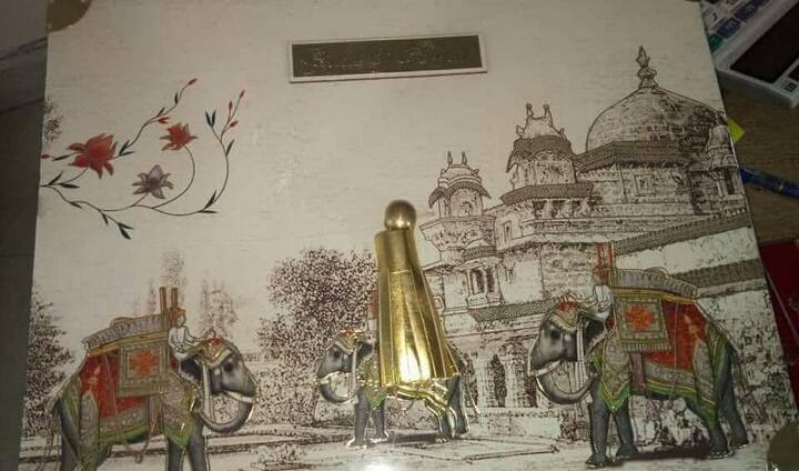 ਕਪਿਲ ਸ਼ਰਮਾ ਨੇ ਖੁਦ ਫੈਨਸ ਨੂੰ ਜਾਣਕਾਰੀ ਦਿੱਤੀ ਕਿ ਉਸ ਦਾ ਵਿਆਹ 12 ਦਸੰਬਰ ਨੂੰ ਜਲੰਧਰ ‘ਚ ਅਤੇ 14 ਦਸੰਬਰ ਨੂੰ ਮੁੰਬਈ ‘ਚ ਵਿਆਹ ਦੀ ਰਿਸੈਪਸ਼ਨ ਹੋਣੀ ਹੈ।