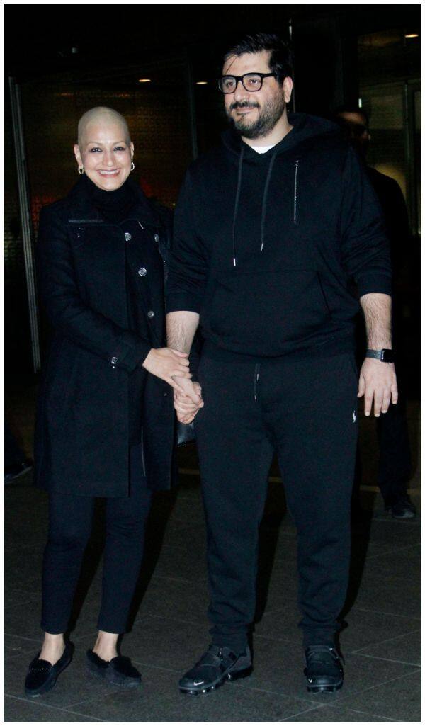 ਉਂਝ ਤੁਹਾਨੂੰ ਦੱਸ ਦਈਏ ਕਿ ਸੋਨਾਲੀ ਅਜੇ ਪੂਰੀ ਤਰ੍ਹਾਂ ਠੀਕ ਨਹੀਂ ਹੋਈ। ਉਸ ਦਾ ਕੈਂਸਰ ਦਾ ਇਲਾਜ ਅਜੇ ਵੀ ਚੱਲ ਰਿਹਾ ਹੈ। ਇਸ ਦਾ ਖੁਲਾਸਾ ਖੁਦ ਸੋਨਾਲੀ ਨੇ ਹੀ ਕੀਤਾ ਸੀ।