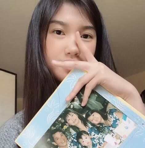 ਉਸ ਦੀ ਦੋਸਤ ਹੇਈ ਨੇ ਬ੍ਰਿਯਾਨ ਨੂੰ ਲਿਖਿਆ ਕਿ ਉਸ ਨੇ ਸੁਣਿਆ ਹੈ ਕਿ ਉਹ ਉਸ ਨੂੰ ਲੱਭ ਰਹੀ ਸੀ। ਹੁਣ ਇਹ ਦੋਵੇਂ ਚੰਗੀਆਂ ਸਹੇਲੀਆਂ ਹਨ।