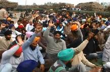 ਧਰਨਾ ਦੇਣ ਵਾਲੇ ਕਿਸਾਨਾਂ ਦਾ ਪੁਲਿਸ ਕੇਸਾਂ ਨਾਲ \'ਦਮਨ\'