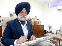 ਰਿਟਾਇਰਮੈਂਟ ਤੋਂ ਬਾਅਦ ਵੀ ਸ਼੍ਰੋਮਣੀ ਕਮੇਟੀ ਸਿੱਖਿਆ ਡਾਇਰੈਕਟਰ \'ਤੇ ਕਿਉਂ ਮਿਹਰਬਾਨ?