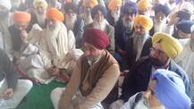 ਬਰਗਾੜੀ ਮੋਰਚਾ \'ਚ ਬਾਦਲਾਂ \'ਤੇ ਨਿਸ਼ਾਨੇ, ਸਰਕਾਰ ਨੇ ਦਿੱਤਾ ਹਰ ਮੰਗ ਪੂਰੀ ਕਰਨ ਦਾ ਭਰੋਸਾ