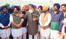 ਵਿਜੀਲੈਂਸ ਸਮਝਦੀ ਰਹੀ ਕੋਲਿਆਂਵਾਲੀ ਦਾ ਘਰ ਬੰਦ, ਬਾਦਲ ਨੇ ਉੱਥੇ ਹੀ ਪਹੁੰਚ ਲਲਕਾਰਿਆ