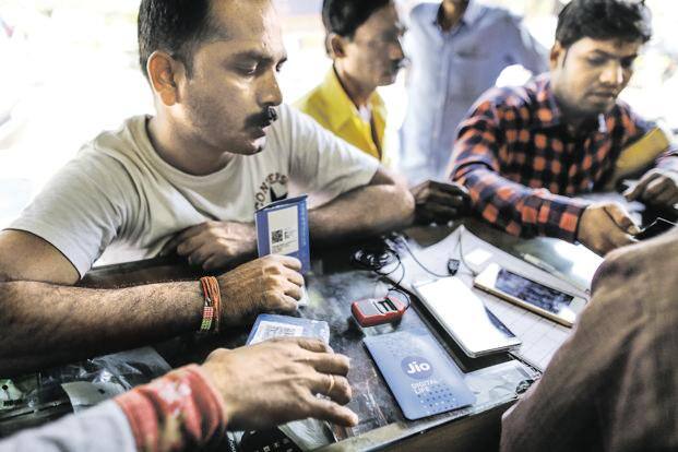 ਲਓ ਜੀ! ਹੁਣ ਬਦਲ ਜਾਣਗੇ ਸਾਰਿਆਂ ਦੇ ਮੋਬਾਈਲ ਨੰਬਰ, ਨਵੇਂ ਆਦੇਸ਼ ਜਾਰੀ TRAI recommends 11 instead of 10 digit mobile numbers users have to prefix 0 before dialing ਲਓ ਜੀ! ਹੁਣ ਬਦਲ ਜਾਣਗੇ ਸਾਰਿਆਂ ਦੇ ਮੋਬਾਈਲ ਨੰਬਰ, ਨਵੇਂ ਆਦੇਸ਼ ਜਾਰੀ