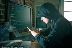 ਐਪਲ ਤੇ ਗੂਗਲ ਸਟੋਰ 'ਤੇ ਜਾਸੂਸੀ ਵਾਲੇ ਐਪ, ਦੂਜੇ ਦਾ ਫੋਨ ਇੰਝ ਹੁੰਦਾ ਕੰਟਰੋਲ