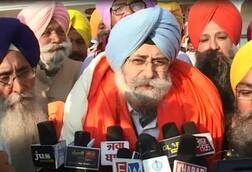 ਸ਼੍ਰੋਮਣੀ ਕਮੇਟੀ ਨੇ ਫੂਲਕਾ ਦੇ ਸਨਮਾਨ ਤੋਂ ਵੱਟਿਆ ਟਾਲਾ