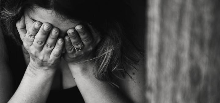 ਇਸ ਹਿਸਾਬ ਨਾਲ ਗੋਰੇ ਰੰਗ ਦੀਆਂ ਮਹਿਲਾਵਾਂ ਦੇ ਮੁਕਾਬਲੇ ਸਾਂਵਲੇ ਰੰਗ ਦੀਆਂ ਮਹਿਲਾਵਾਂ ਨੂੰ 60 ਫੀਸਦੀ ਜ਼ਿਆਦਾ ਅਪਮਾਨਜਨਕ ਤੇ 84 ਫੀਸਦੀ ਜ਼ਿਆਦਾ ਭੈੜੇ ਟਵੀਟ ਭੇਜੇ ਗਏ।