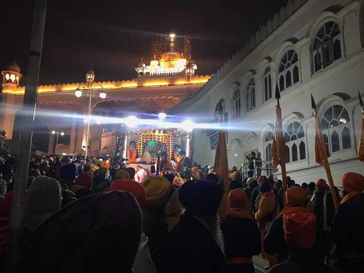 ਇਸ ਮੌਕੇ ਵੱਡੀ ਗਿਣਤੀ ਵਿੱਚ ਹਾਥੀ, ਘੋੜੇ ਤੇ ਊਠ ਵੀ ਨਗਰ ਕੀਰਤਨ ਦਾ ਹਿੱਸਾ ਬਣਾਏ ਜਾਂਦੇ ਹਨ।