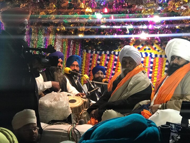 ਅੰਮ੍ਰਿਤ ਵੇਲੇ ਕਿਲ੍ਹੇ ਵਿੱਚ ਸ੍ਰੀ ਅਖੰਡ ਪਾਠ ਸਾਹਿਬ ਦੇ ਭੋਗ ਪਾਏ ਗਏ।