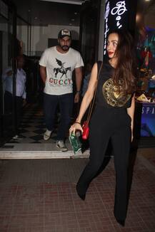 ਮਲਾਇਕਾ ਨੇ ਲਾਹਿਆ ਜ਼ਮਾਨੇ ਦਾ ਡਰ, ਵੇਖੋ ਤਸਵੀਰਾਂ