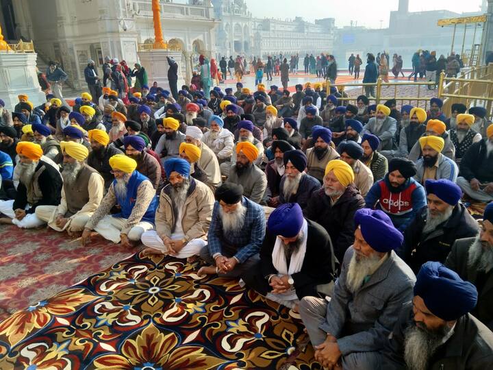 ਸ਼੍ਰੋਮਣੀ ਕਮੇਟੀ ਦੇ ਮੁੱਖ ਸਕੱਤਰ ਡਾ. ਰੂਪ ਸਿੰਘ ਨੇ ਸੰਗਤਾਂ ਨੂੰ ਅੱਜ ਦੇ ਦਿਨ ਦੇ ਇਤਿਹਾਸ ਬਾਰੇ ਜਾਣੂ ਕਰਵਾਇਆ।
