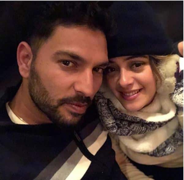 ਈਸ਼ਾ ਅੰਬਾਨੀ ਦੇ ਵਿਆਹ ਦੀ ਰਿਸੈਪਸ਼ਨ ‘ਤੇ ਯੁਵਰਾਜ ਤੇ ਹੈਜ਼ਲ ਦੇ ਪਹਿਲੀ ਵਾਰ ਮਾਂ-ਪਿਓ ਬਣਨ ਦੀ ਖ਼ਬਰ ਸਾਹਮਣੇ ਆਈ ਸੀ।