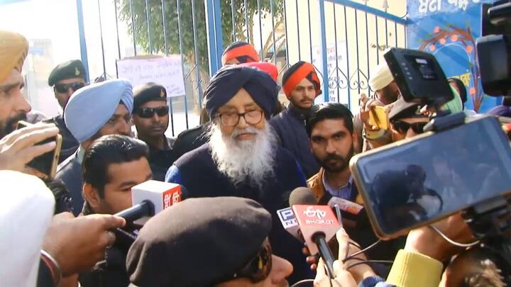 ਉਨ੍ਹਾਂ ਸਰਕਾਰ ਨੂੰ ਚੋਣ ਪ੍ਰਕਿਰਿਆ ਵਿੱਚ ਦਖਲਅੰਦਾਜ਼ੀ ਬੰਦ ਕਰਨ ਲਈ ਕਿਹਾ। 