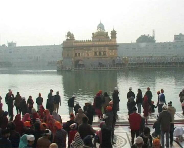 ਉਨ੍ਹਾਂ ਕਿਹਾ ਕਿ ਸਾਨੂੰ ਗੁਰੂ ਸਾਹਿਬ ਵੱਲੋਂ ਦਿੱਤੀਆਂ ਹੋਈਆਂ ਦਾਤਾਂ ਦਾ ਸ਼ੁਕਰ ਮਨਾ ਕੇ ਉਸ ਦੀ ਰਜ਼ਾ ਵਿੱਚ ਜੀਵਨ ਬਸਰ ਕਰਨਾ ਚਾਹੀਦਾ ਹੈ।