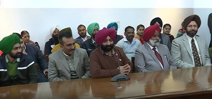 ਇਸ ਦੇ ਨਾਲ ਹੀ ਇੱਕ ਡਾਇਰੀ ਦੀ ਵੀ ਘੁੰਡ ਚੁਕਾਈ ਕੀਤੀ ਗਈ।