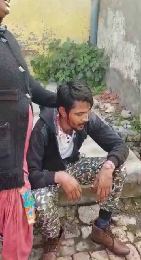 ਹਲਕੇ ਦੇ ਸਾਬਕਾ ਵਿਧਾਇਕ ਦੀਦਾਰ ਸਿੰਘ ਭੱਟੀ, ਸਥਾਨਕ ਅਕਾਲੀ ਲੀਡਰ ਜਗਦੀਪ ਸਿੰਘ ਚੀਮਾ ਅਤੇ ਪਿੰਡ ਦੇ ਸਾਬਕਾ ਸਰਪੰਚ ਕੁਲਵਿੰਦਰ ਸਿੰਘ ਡੇਰਾ ਨੇ ਇਸ ਘਟਨਾ ਦੀ ਨਿੰਦਾ ਕੀਤੀ ਤੇ ਪੁਲਿਸ ਕਾਰਵਾਈ ਵਿੱਚ ਢਿੱਲ ਹੋਣ 'ਤੇ ਸੰਘਰਸ਼ ਦੀ ਚੇਤਾਵਨੀ ਵੀ ਦਿੱਤੀ। 