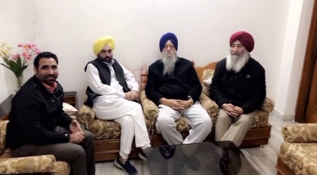 bhagwant maan met taksali leaders in amritsar ਖਹਿਰਾ ਦੇ ਵੱਖ ਹੁੰਦਿਆਂ ਹੀ ਟਕਸਾਲੀਆਂ ਕੋਲ ਪਹੁੰਚੇ ਭਗਵੰਤ ਮਾਨ