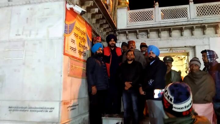 ਚੰਡੀਗੜ੍ਹ: ਪੰਜਾਬ ਦੇ ਕੈਬਨਿਟ ਮੰਤਰੀ ਨਵਜੋਤ ਸਿੰਘ ਸਿੱਧੂ ਦਾ ਜਨਮ ਹਿਮਾਚਲ ਪ੍ਰਦੇਸ਼ ਦੇ ਪ੍ਰਸਿੱਧ ਧਾਰਮਿਕ ਸਥਾਨ ਮਾਤਾ ਨੈਣਾਂ ਦੇਵੀ ਦੀ ਕਿਰਪਾ ਸਦਕਾ ਹੋਇਆ। ਇਹ ਦਾਅਵਾ ਨਵਜੋਤ ਸਿੱਧੂ ਨੇ ਖ਼ੁਦ ਕੀਤਾ ਹੈ। 
