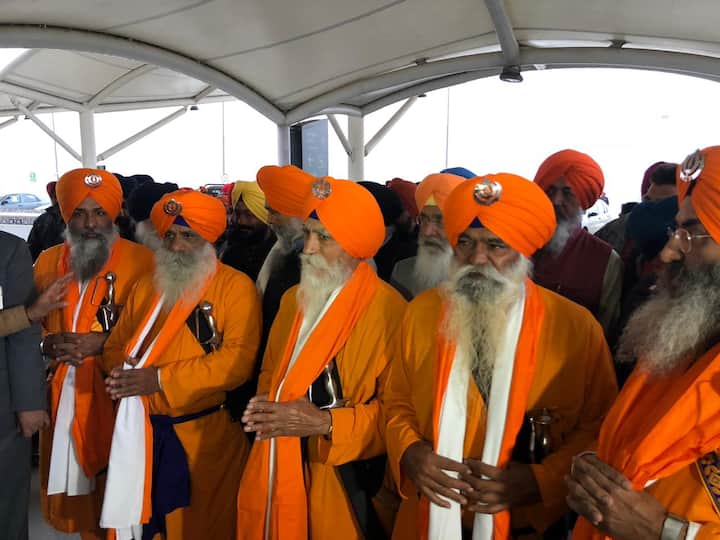 ਏਅਰ ਇੰਡੀਆ ਨੇ ਨਵੇਂ ਸਾਲ ‘ਤੇ ਸਿੱਖ ਸ਼ਰਧਾਲੂਆਂ ਨੂੰ ਖ਼ਾਸ ਤੋਹਫਾ ਦਿੱਤਾ ਹੈ। ਅੱਜ ਯਾਨੀ 8 ਜਨਵਰੀ ਤੋਂ ਚੰਡੀਗੜ੍ਹ ਤੋਂ ਨਾਂਦੇੜ ਸਾਹਿਬ (ਹਜ਼ੂਰ ਸਾਹਿਬ) ਲਈ ਸਿੱਧੀ ਉਡਾਨ ਸ਼ੁਰੂ ਹੋ ਗਈ ਹੈ।