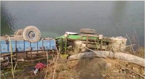 ਜ਼ਖ਼ਮੀਆਂ ਨੂੰ ਇਲਾਜ ਲਈ ਹਸਪਤਾਲ ਲਿਜਾਇਆ ਗਿਆ ਹੈ।