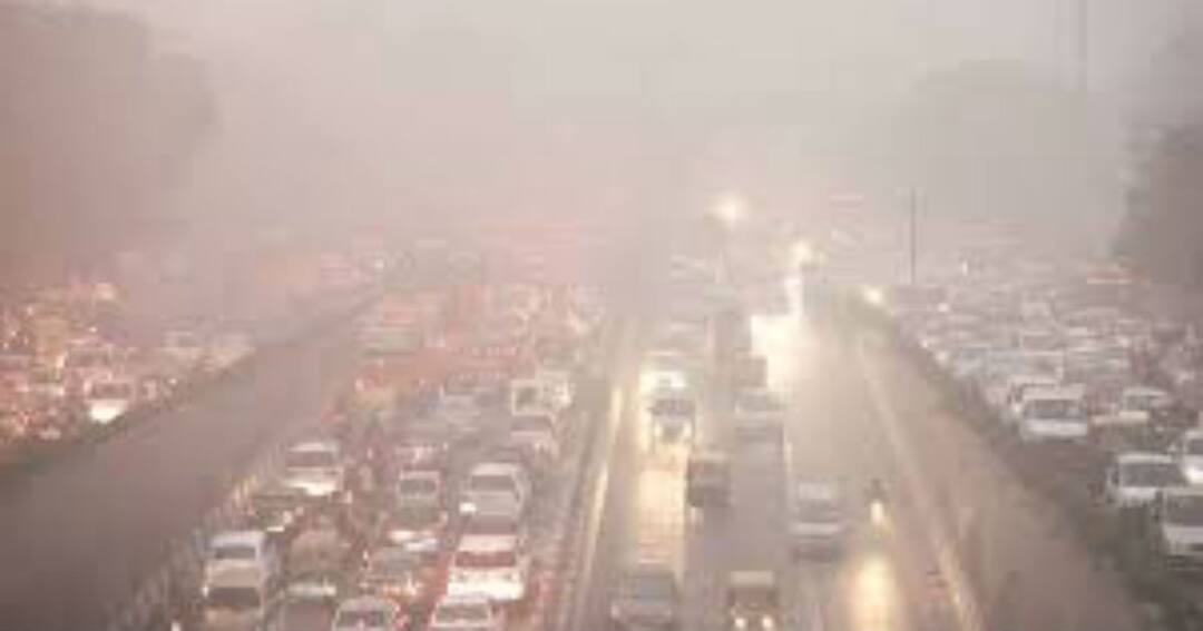 Delhi-air-pollution-on-high-level ਦਿੱਲੀ ਦੀ ਹਵਾ ਹੋ ਰਹੀ ਹੈ ਜ਼ਹਿਰੀਲੀ, ਸਾਹ ਲੈਣਾ ਵੀ ਔਖਾ