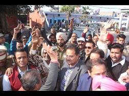 ਅਧਿਆਪਕ ਫਿਰ ਸੜਕਾਂ 'ਤੇ, ਸਿੱਖਿਆ ਮੰਤਰੀ ਵੱਲੋਂ ਬਦਲੀਆਂ ਰੱਦ